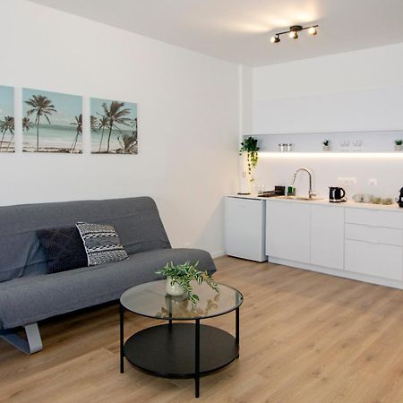 Frinely Apartments Ateny Zewnętrze zdjęcie