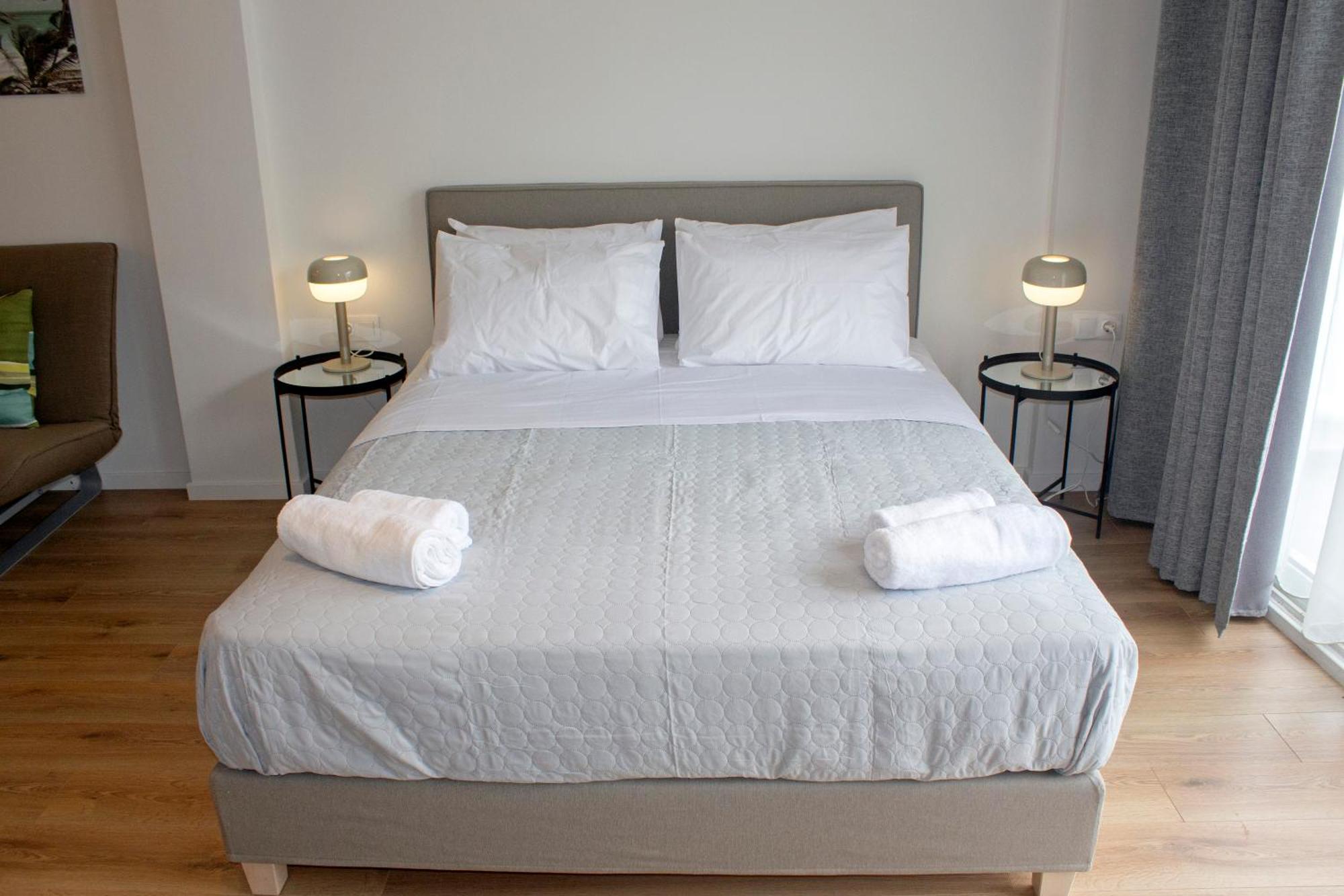 Frinely Apartments Ateny Zewnętrze zdjęcie
